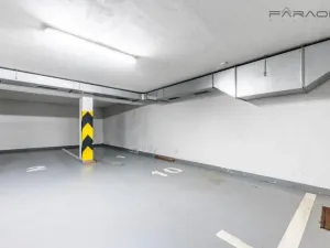 Prodej garáže, Praha - Košíře, Tůmova, 13 m2