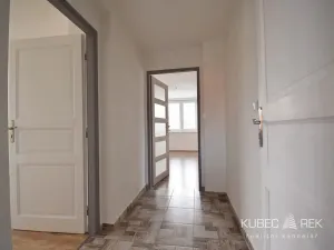 Pronájem bytu 2+1, Tábor, Zavadilská, 60 m2