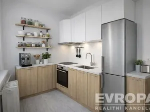 Prodej bytu 1+1, Hradec Králové, Na Kotli, 31 m2