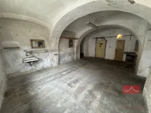 Pronájem komerční nemovitosti, Pelhřimov, Svatovítské náměstí, 144 m2