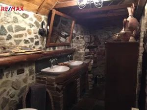 Prodej chalupy, Stráž nad Ohří - Srní, 300 m2