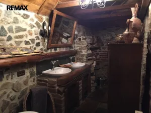 Prodej chalupy, Stráž nad Ohří - Srní, 300 m2