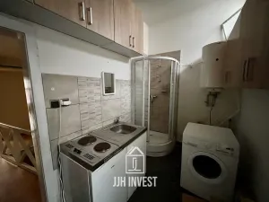 Pronájem kanceláře, Liberec - Liberec III-Jeřáb, 1. máje, 20 m2