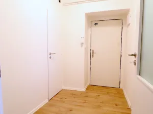 Pronájem bytu 2+kk, Hradec Králové, Dlouhá, 36 m2