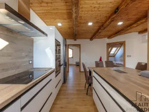 Prodej obchodního prostoru, Jeseník, nám. Svobody, 356 m2