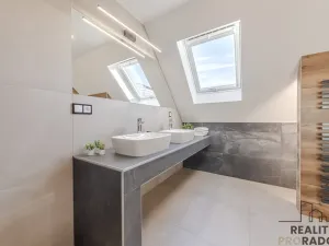 Prodej obchodního prostoru, Jeseník, nám. Svobody, 356 m2