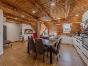 Prodej obchodního prostoru, Jeseník, nám. Svobody, 356 m2