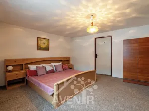 Prodej rodinného domu, Mukařov, 189 m2