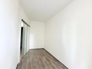Pronájem bytu 1+1, Praha, Bermanova, 45 m2