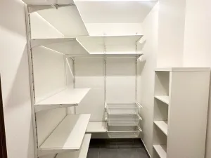 Pronájem bytu 1+1, Praha, Bermanova, 45 m2