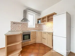 Pronájem bytu 2+kk, Praha - Záběhlice, Velenovského, 56 m2