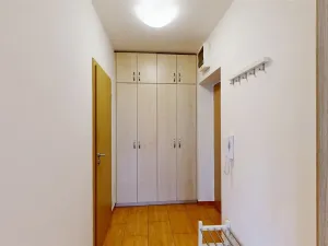 Pronájem bytu 2+kk, Králův Dvůr, Na Horizontu, 58 m2