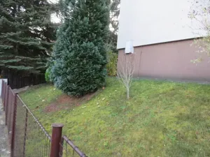 Dražba pozemku, Praha, 877 m2