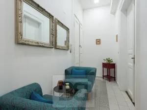 Prodej bytu 2+1, Praha - Nové Město, Ve Smečkách, 66 m2