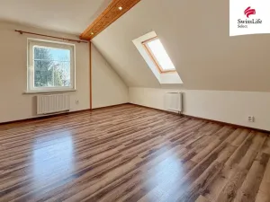 Prodej rodinného domu, Bernartice, 338 m2