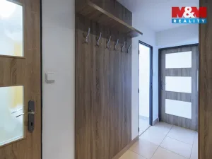 Pronájem bytu 1+1, Plzeň - Doubravka, Železničářská, 41 m2