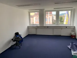Pronájem kanceláře, Ústí nad Labem, Hrbovická, 330 m2