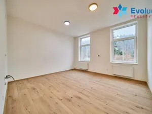 Prodej bytu 2+kk, Trutnov - Horní Staré Město, Horská, 45 m2
