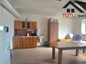 Prodej ordinace, Hronov, Havlíčkova, 1174 m2