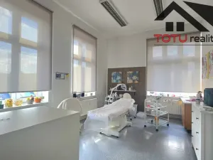 Prodej ordinace, Hronov, Havlíčkova, 1174 m2
