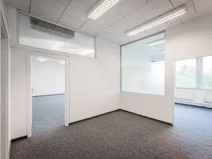 Pronájem kanceláře, Praha - Strašnice, Třebohostická, 628 m2