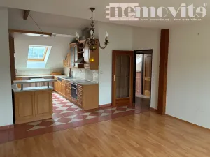 Pronájem bytu 5+kk, Hradec Králové, Československé armády, 110 m2