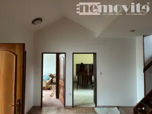 Pronájem bytu 5+kk, Hradec Králové, Československé armády, 110 m2