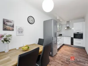 Prodej bytu 3+1, Praha - Černý Most, Doležalova, 78 m2