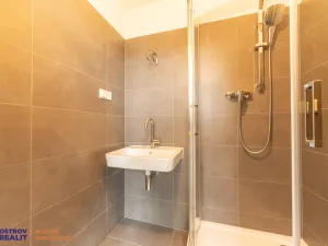 Prodej bytu 3+1, Šumperk, Prievidzská, 63 m2