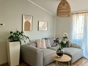 Pronájem bytu 3+kk, Praha - Holešovice, Tusarova, 76 m2