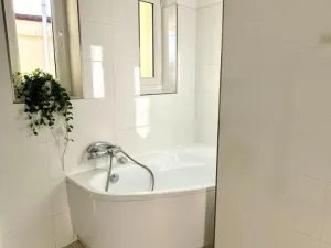 Pronájem bytu 3+kk, Praha - Holešovice, Tusarova, 76 m2