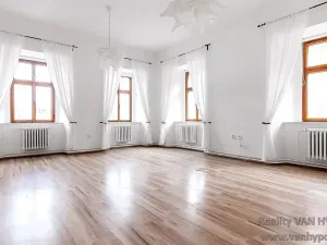 Prodej bytu 3+1, Žatec, náměstí Svobody, 99 m2