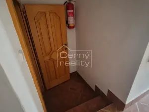 Pronájem bytu 4+kk, Pardubice, V Ráji, 350 m2