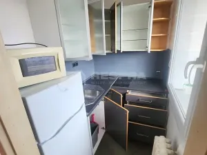Prodej bytu 1+kk, Praha - Prosek, Veltruská, 35 m2