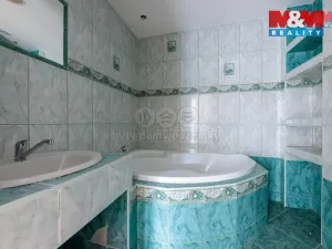 Prodej bytu 3+1, Bukovany, 68 m2