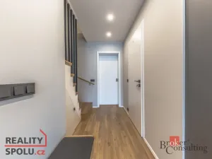 Prodej rodinného domu, Praha - Dolní Chabry, Karla Rachůnka, 122 m2