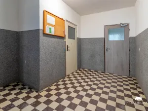 Prodej bytu 3+1, Holýšov, Pod Makovým vrchem, 71 m2