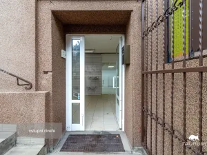 Prodej obchodního prostoru, Karlovy Vary, Vítězná, 147 m2