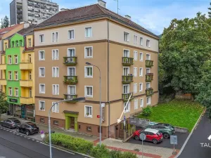 Prodej obchodního prostoru, Karlovy Vary, Vítězná, 147 m2