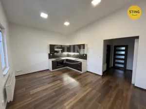 Pronájem bytu 2+kk, Opava, Hviezdoslavova, 52 m2