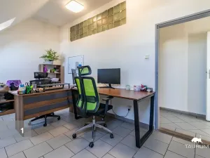 Prodej komerční nemovitosti, Vojkovice, 12027 m2