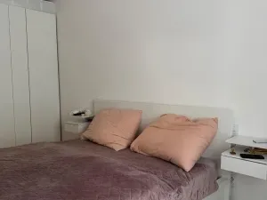 Pronájem bytu 3+kk, Praha - Strašnice, Zvěřinova, 78 m2