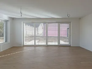 Pronájem rodinného domu, Praha - Újezd nad Lesy, Staroújezdská, 150 m2