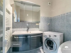 Prodej bytu 3+kk, Tlučná, U Špejcharu, 78 m2