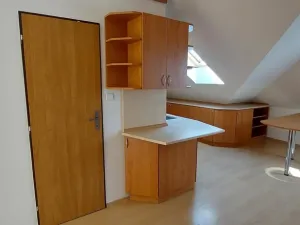 Pronájem bytu 2+1, Valašské Meziříčí, Máchova, 86 m2