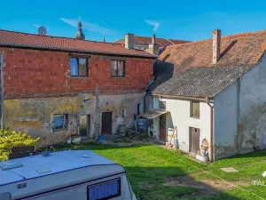 Prodej rodinného domu, Dobřany, Školní, 368 m2