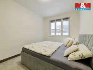 Prodej bytu 3+1, Valy, Pod Lesem, 64 m2