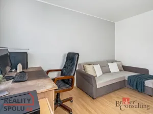 Prodej bytu 3+1, Hradec Králové - Nový Hradec Králové, Mandysova, 77 m2