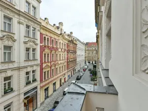 Pronájem bytu 4+1, Praha - Staré Město, Pařížská, 151 m2
