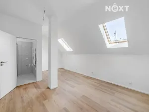 Prodej bytu 2+kk, Praha - Vysočany, Kolmá, 43 m2